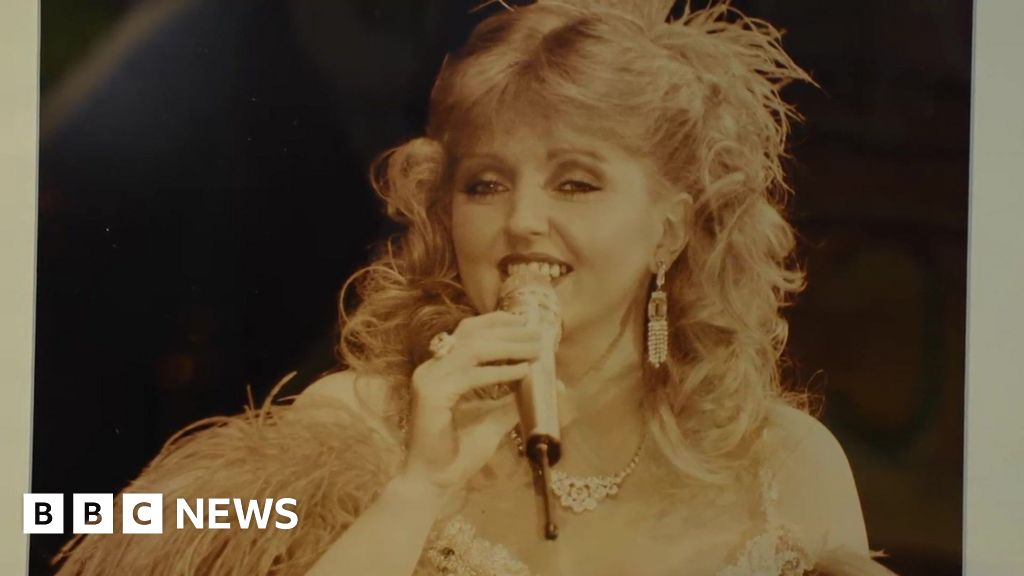 Read more about the article Why Linda Nolan was in Blackpool’s showbusiness DNA