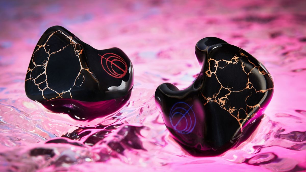 Read more about the article You have to see Dark Matter’s stunning wired earbuds, which have up to 8(!) drivers in stunning designs