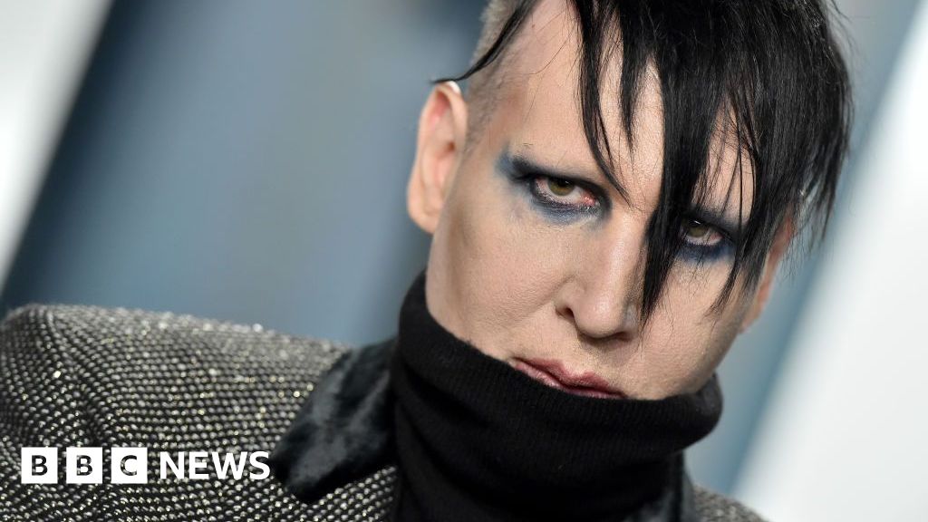 You are currently viewing Marilyn Manson sexual assault investigation dropped by lawyers