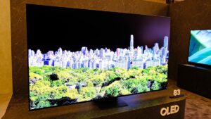 Read more about the article Samsung says all sizes of the S95F OLED TV will hit 4,000 nits of brightness – even the W-OLED one