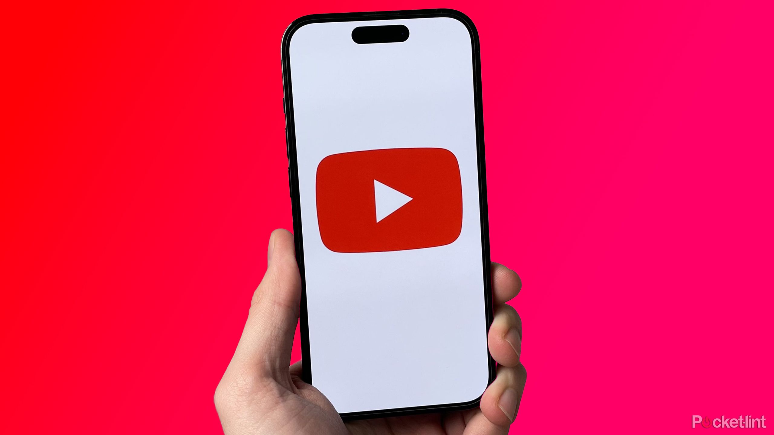 You are currently viewing Google won’t fix YouTube’s bad ad problem, says users should shell out for Premium