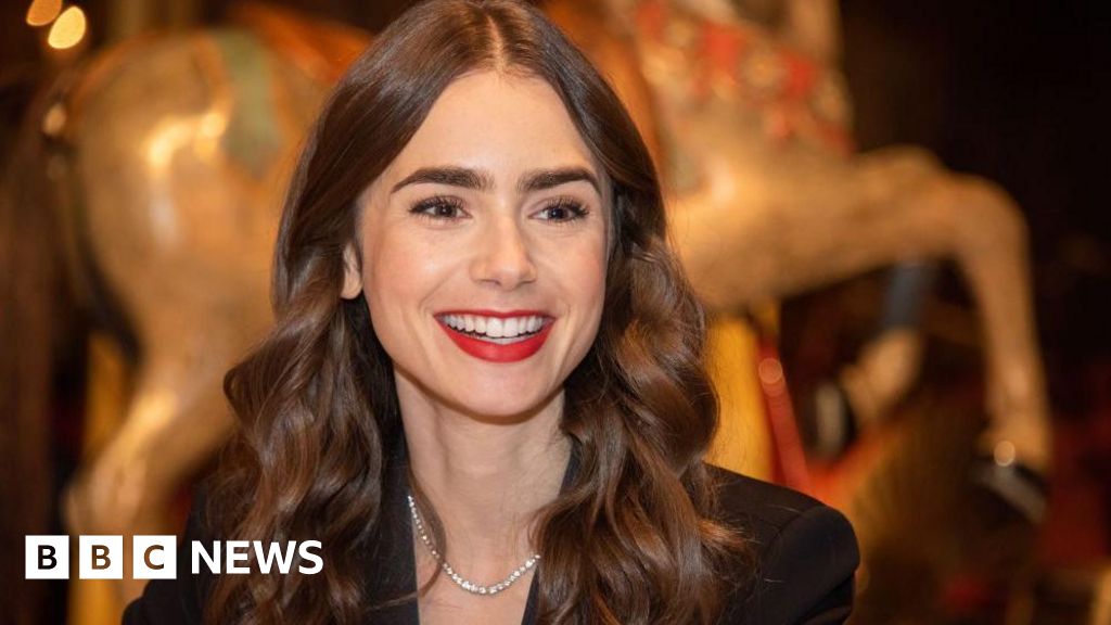 You are currently viewing Emily in Paris star Lily Collins welcomes first child