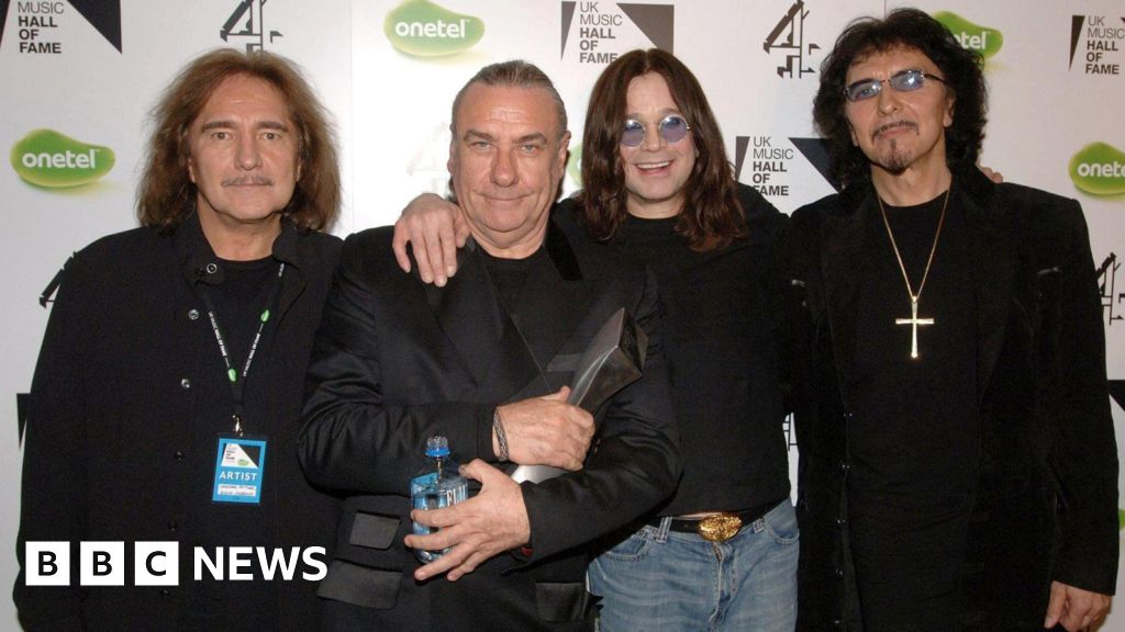 Read more about the article Fan says he’s willing to pay £2,000 for Black Sabbath tickets