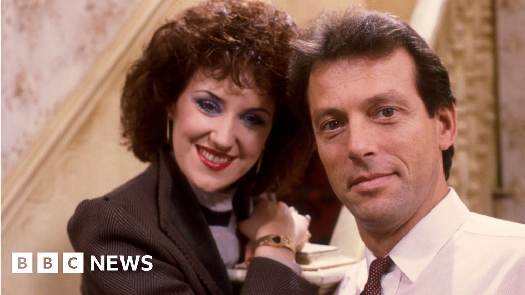 Read more about the article How EastEnders was created, from the theme tune to Angie and Den