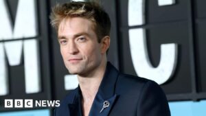 Read more about the article Robert Pattinson on working with Mickey 17 director Bong Joon-ho