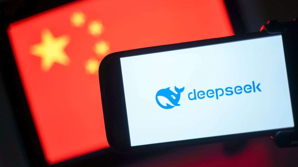 Read more about the article The Red Rocket: DeepSeek overtakes Google’s Gemini as the third most popular AI platform globally but will it last?