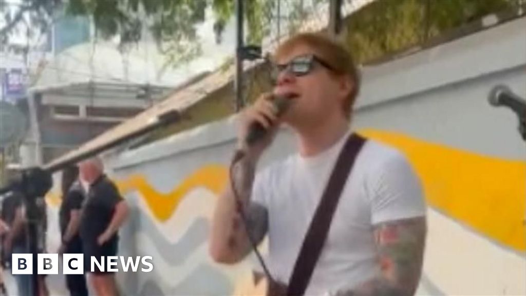 Read more about the article Ed Sheeran stopped from busking in Bengaluru by Indian police