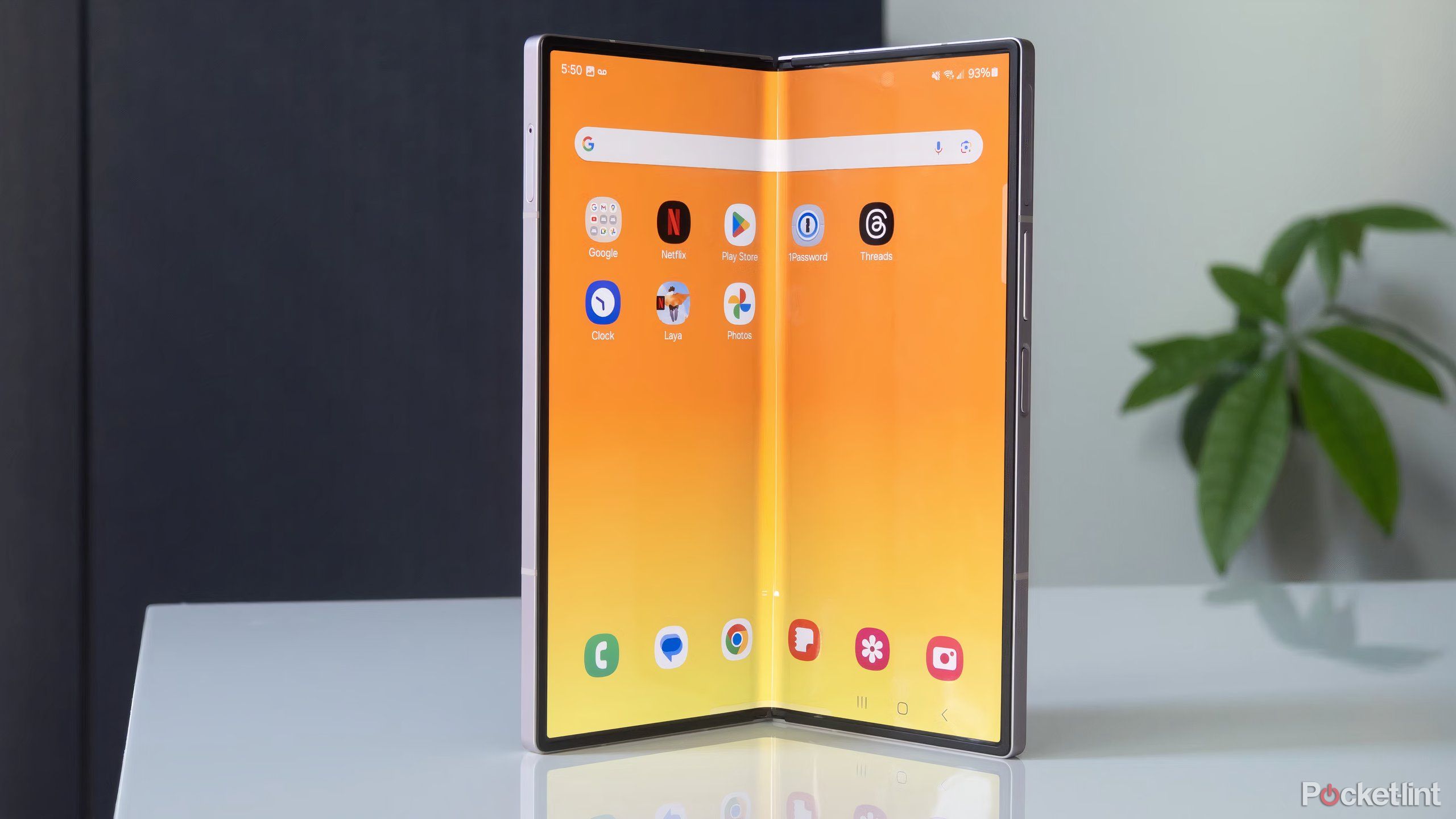 Read more about the article Samsung drops a massive hint about its surprising 2025 foldable plans